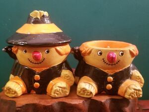 Vintage Pair Of Scarecrow & Crow Ceramic Halloween Candles 3.75"x3"x3"
